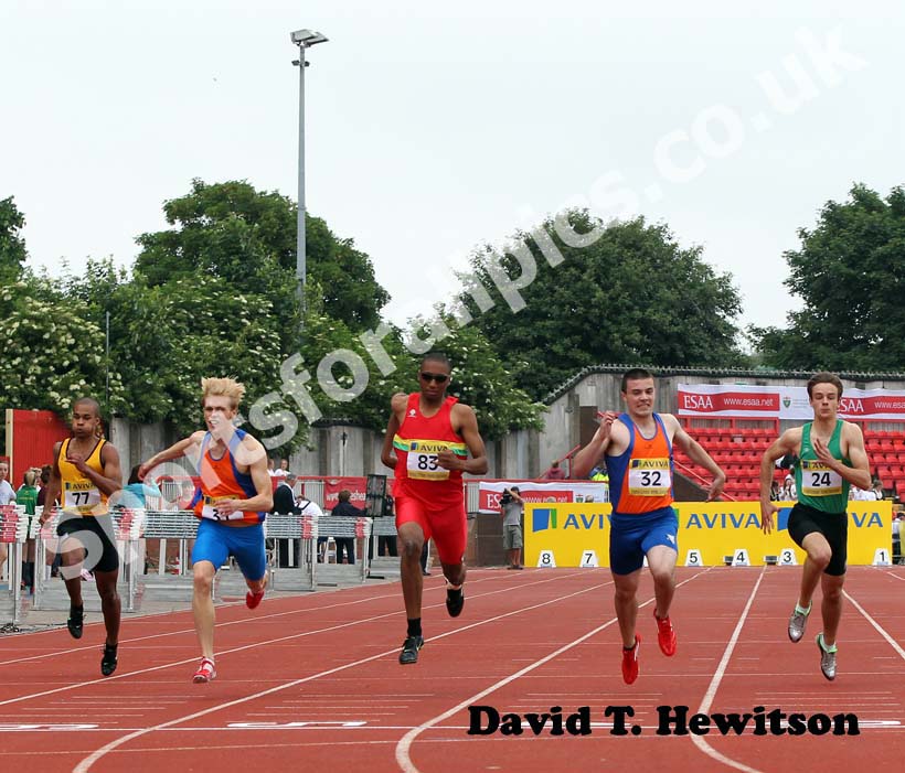 No 32 Danny Heald (Manch) Senior boys 200 metres.